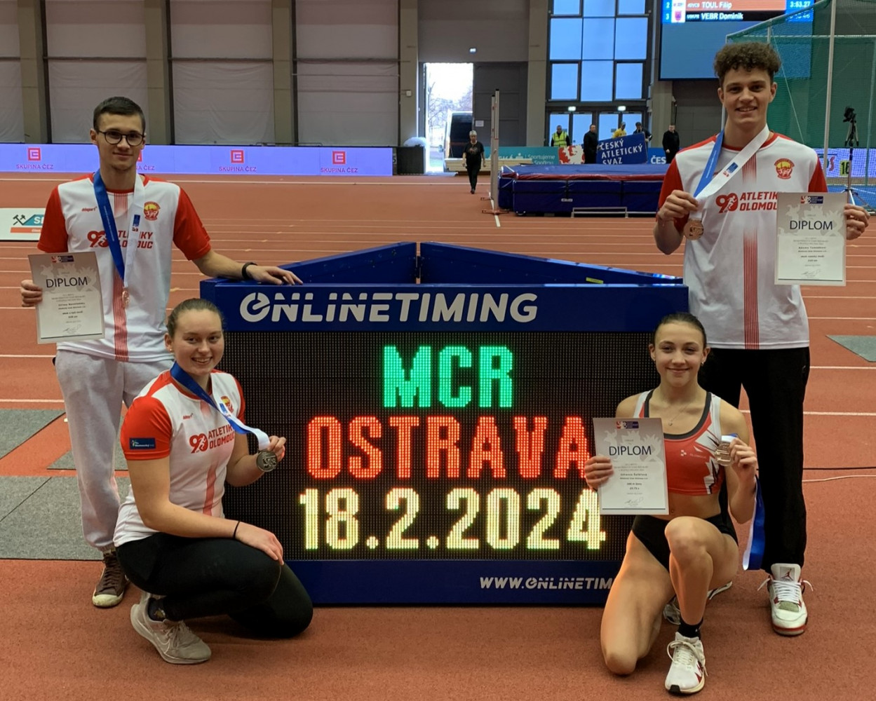 Čtveřice medailistů AK Olomouc